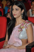 Shruti Hassan Stills in Gabbar Singh Audio